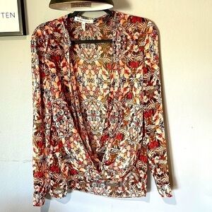 BCBGENERATION Draped Floral Blouse Size Small